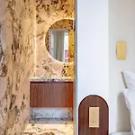 Stylish Rue Des Rosiers Gem Brand New 2-Bedr