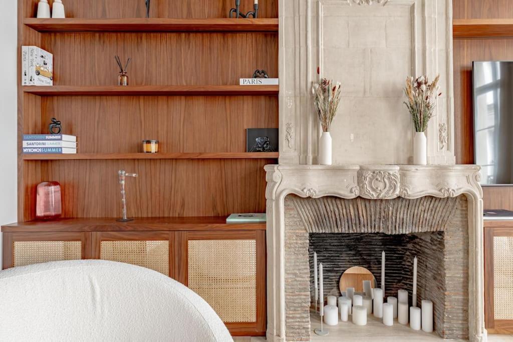 Stylish Rue Des Rosiers Gem Brand New 2-bedr Apartment Paris